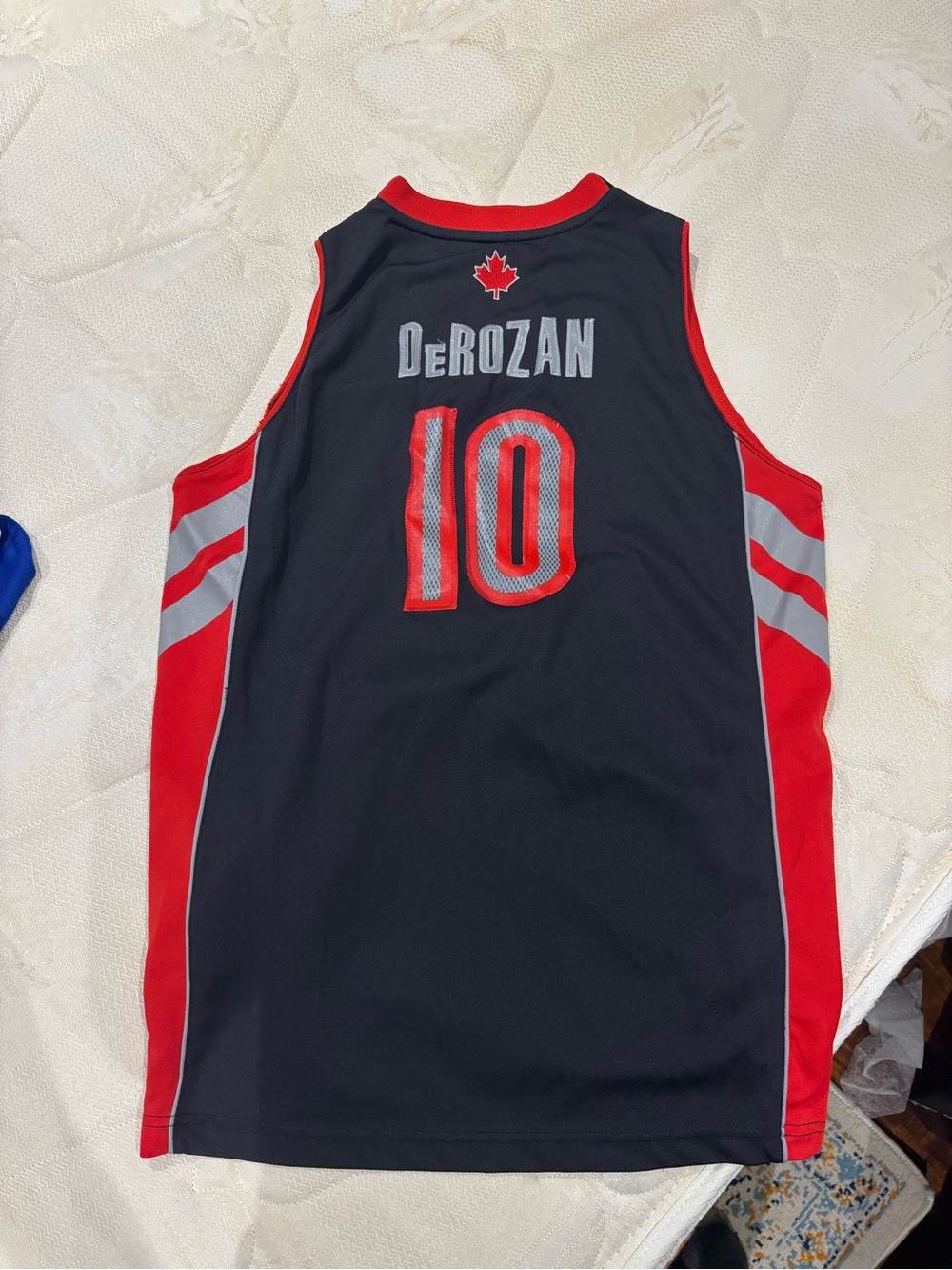 Demar Derozan Jersey